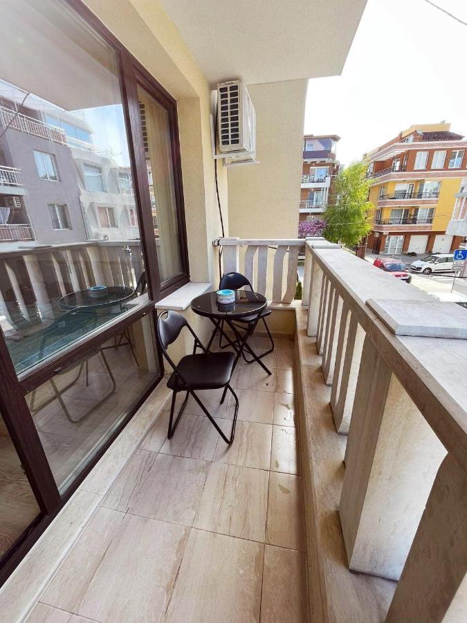 Lovely Studio Apartment On The Beach Burgas City Exterior foto