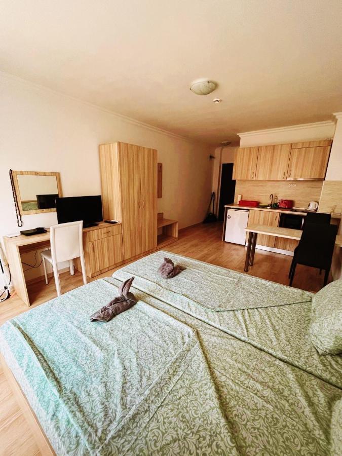 Lovely Studio Apartment On The Beach Burgas City Exterior foto